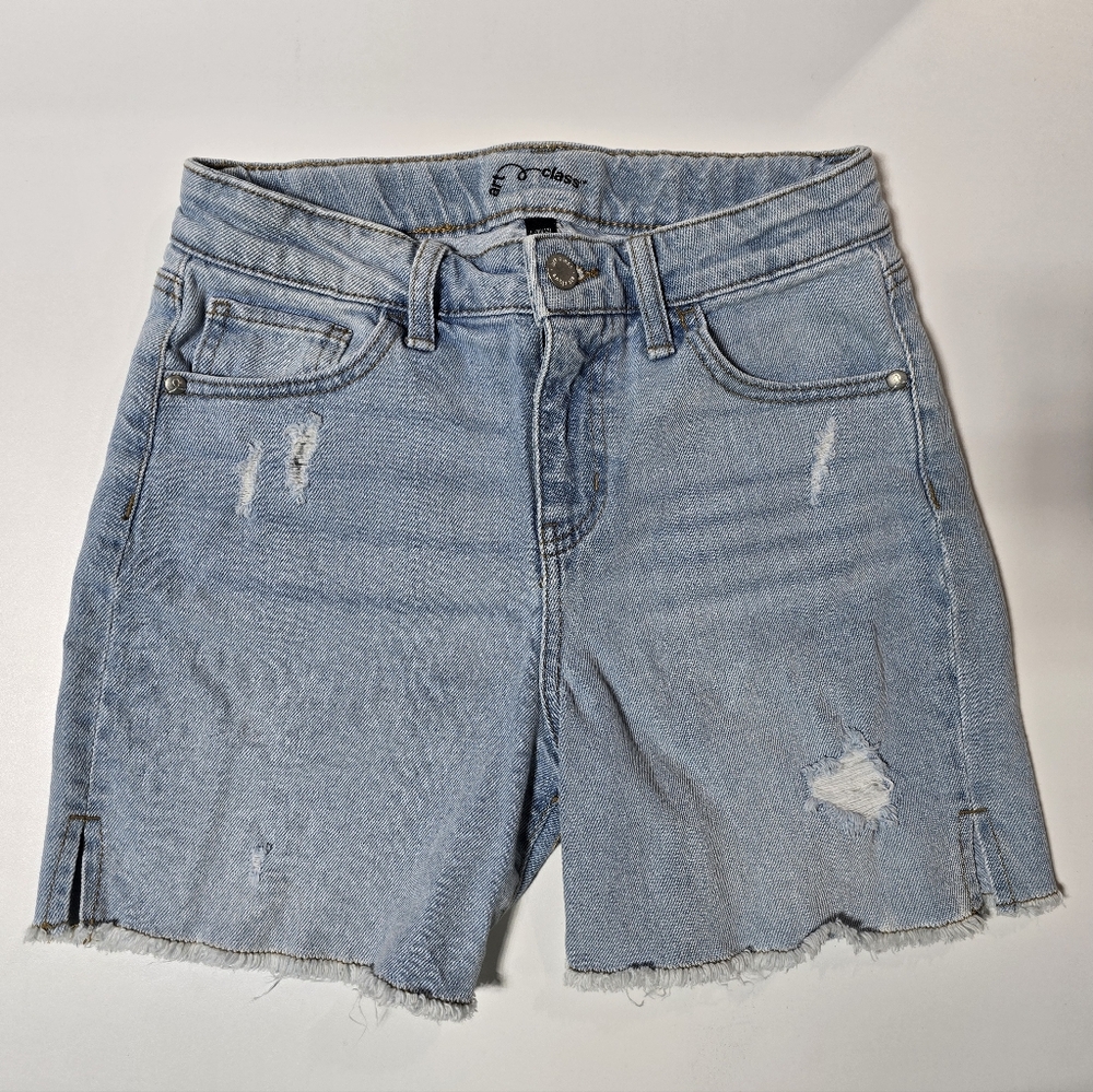 EUC Art Class L(10/12) distressed jean shorts